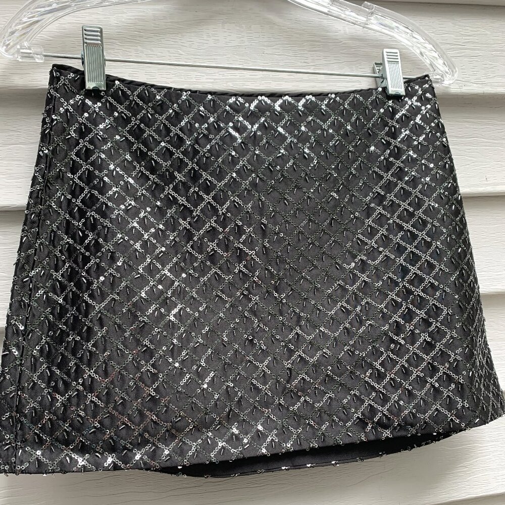 H&M Embellished Black Sequin Mini Skirt Size 0